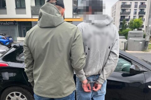 Warszawa: dwóch podejrzanych o oszustwa bankomatowe w areszcie